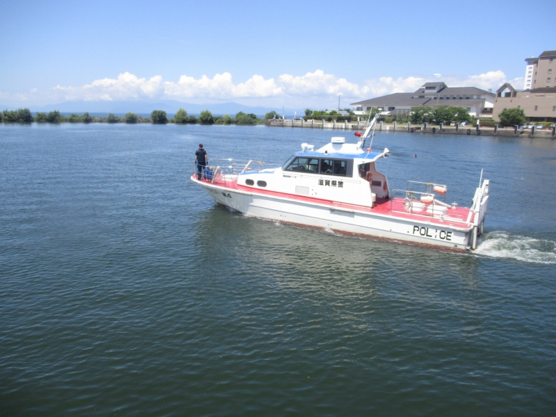 長浜港で水難救助訓練を実施