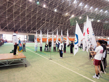 「第54回滋賀県障害者スポーツ大会（フライングディスク競技）」の開会式に参加