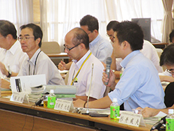 関西広域連合議会第8回産業環境常任委員会に出席