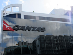 オーストラリア最大の航空会社であるカンタス航空を訪問