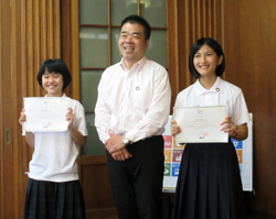 JAPAN少年少女国連大使としてニューヨーク国連本部を訪問した県内の小中学生2名