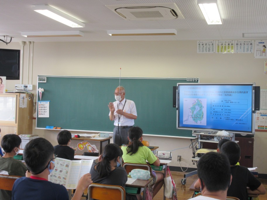 湖東第三小学校