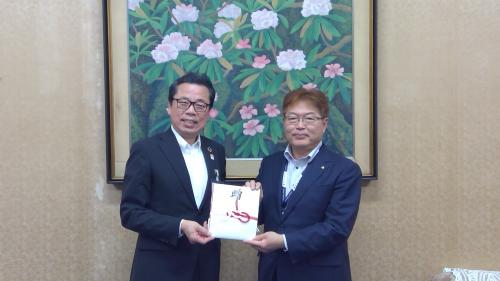 寄附贈呈式(株式会社関西みらい銀行様)