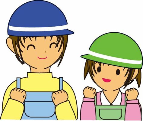 ヘルメットをかぶる女性(防災)