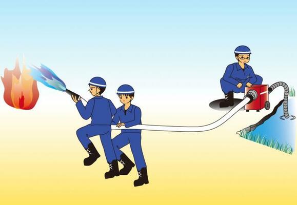 消防訓練をする男性