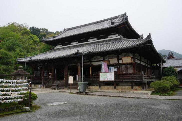 観音堂正側面全景