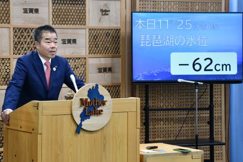 会見の様子