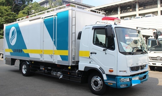 警察レスキュー車