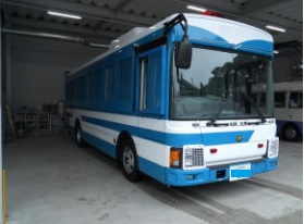 大型輸送車