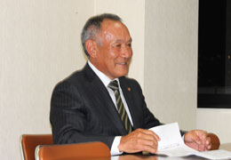 写真:岡崎さん2