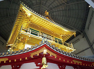 写真:安土城天主信長の館