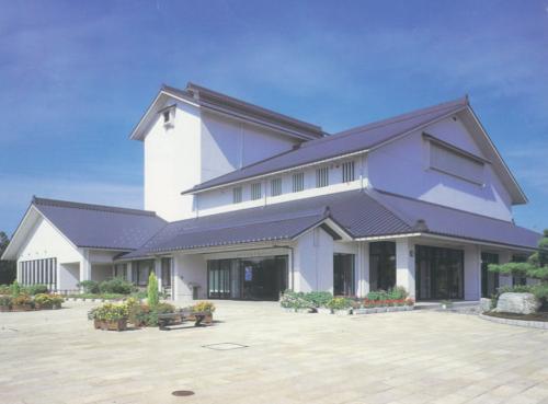 あいの土山文化ホール_外観
