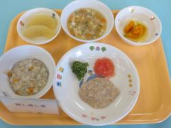 給食の写真3