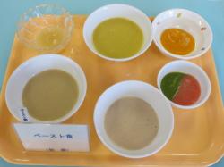 給食の写真4