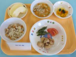 給食の写真1