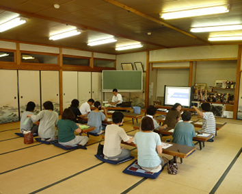 平成25年の意見交換会の様子1