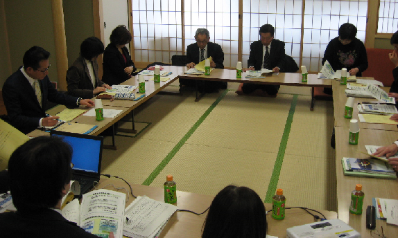平成25年の意見交換会の様子2