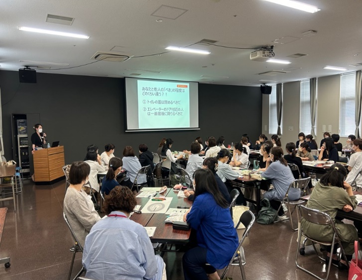 看護管理マネージメント研修座学風景2