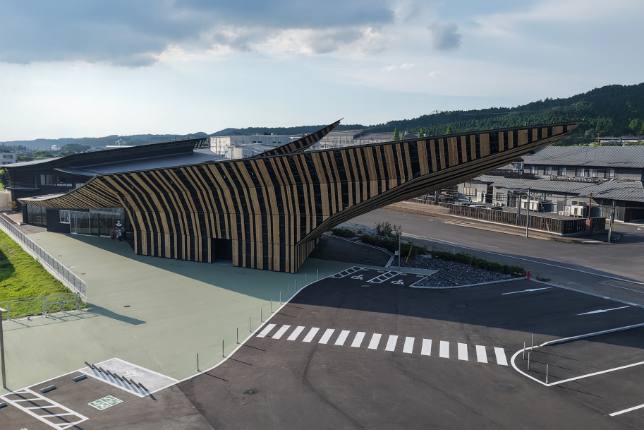 道の駅あいの土山外観