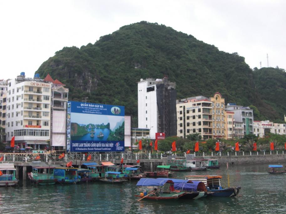 カットバ島