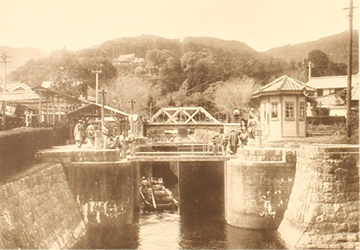明治期の疏水の様子(琵琶湖博物館所蔵)