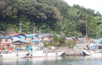 沖島の町並み