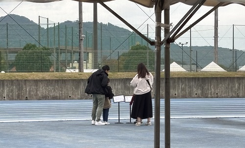 クイズラリーの様子