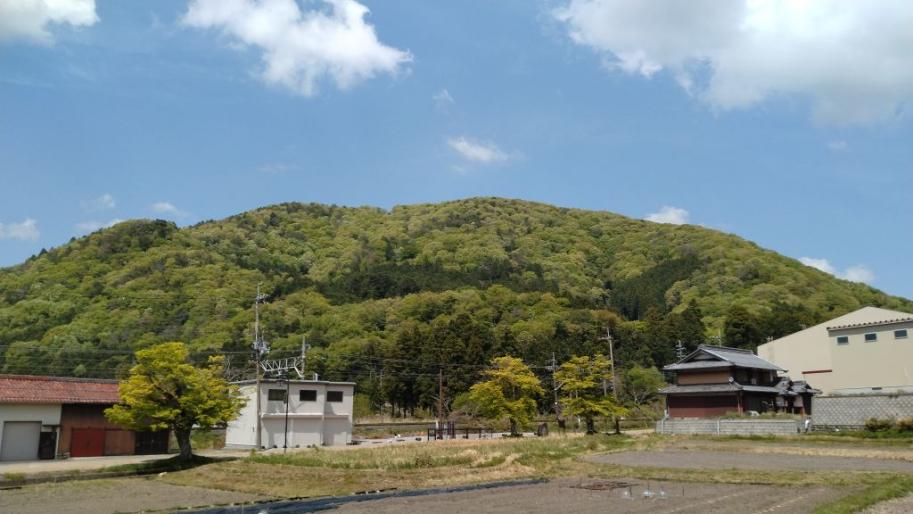 長比城跡遠景