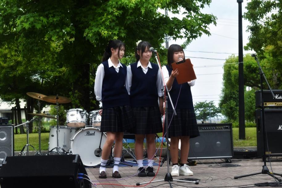 近江高校軽音楽部の総合司会
