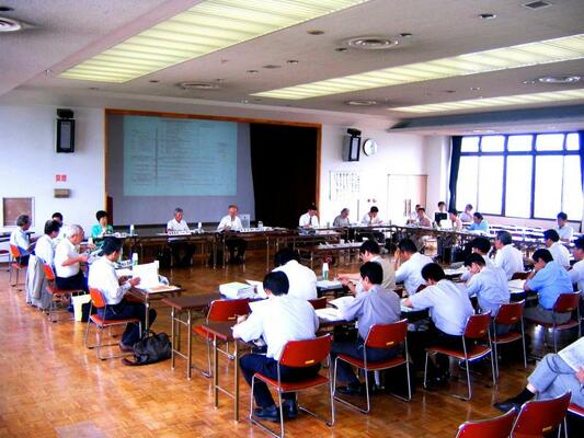 第5回RD最終処分場問題対策委員会の様子