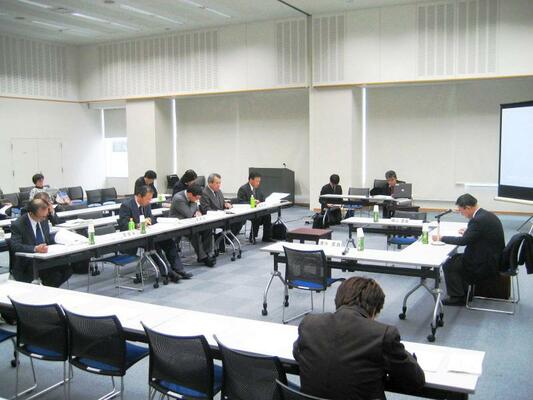 RD最終処分場問題対策委員会第8回専門部会の様子