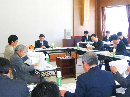 RD最終処分場問題対策委員会第2回専門部会の様子