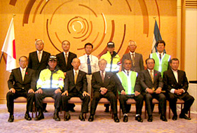 平成16年大賞受賞者集合写真