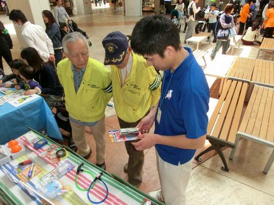 春の交通安全・防犯フェスタの様子2