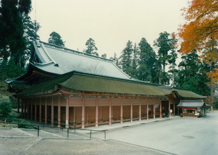 修理前の根本中堂および廻廊(正側面全景(南東面))