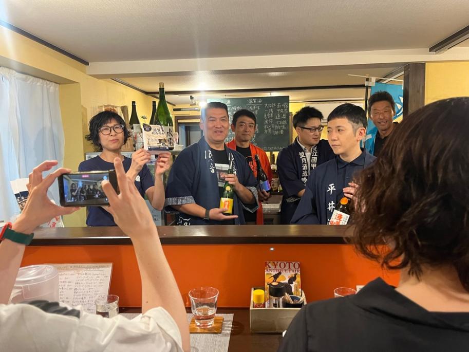 HANABI店内