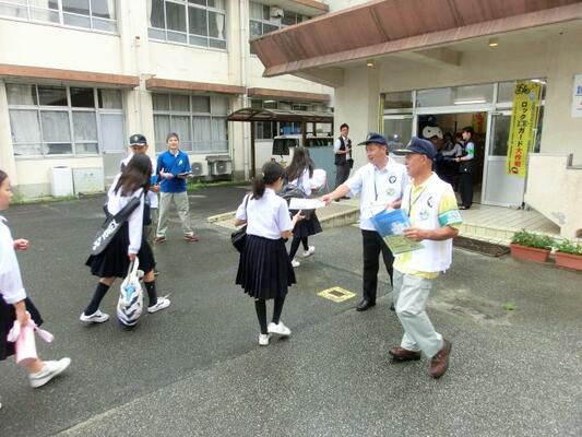 東近江地域ゆる3プロジェクト防犯キャンペーンの様子3