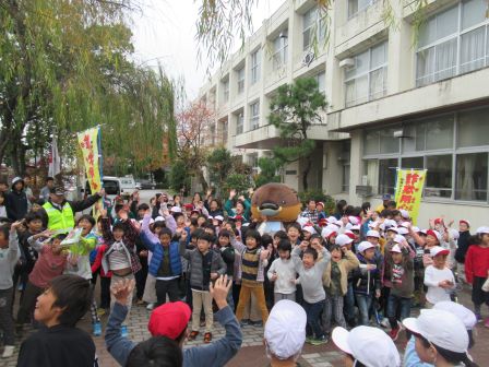 彦根市での「詐欺用心」啓発の様子2