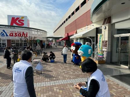 モリーブ守山(守山市)の街頭啓発2