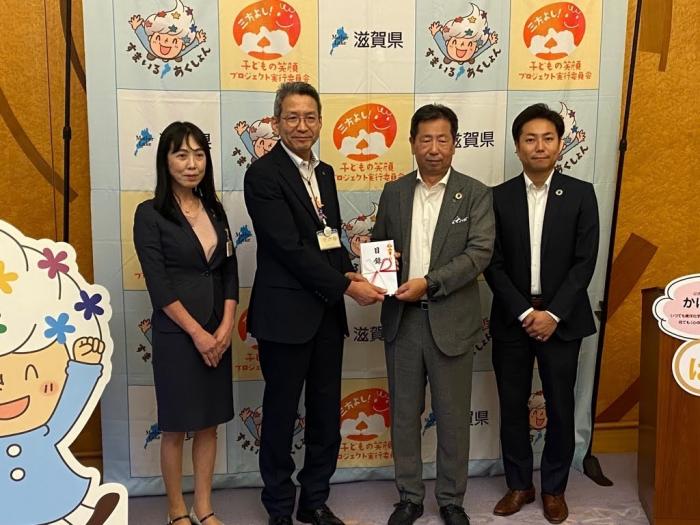 東洋化学株式会社様贈呈式の様子