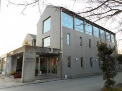 山甚建設社屋