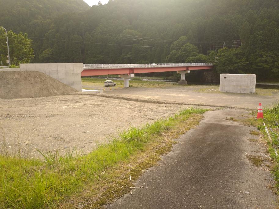 A1橋台、P2橋脚完成撮影令和8年7月