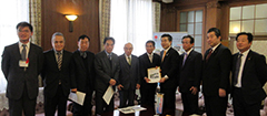 県道大野木志賀谷長浜線拡幅改修期成同盟会、長浜市北部横断幹線道路整備促進期成同盟会の皆様からのご要望を受領1