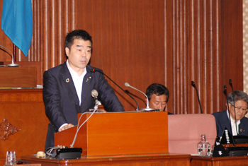 県議会登壇