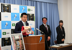 「今月のイチオシ」として「日野駅再生プロジェクト」の取組を紹介