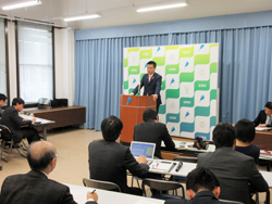来年度の組織・人事異動方針について記者発
