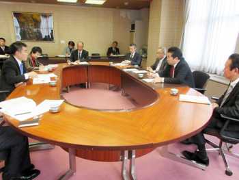 監査委員より本庁の定期監査の結果について報告をいただく