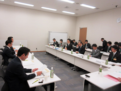 「平成29年度国の施策および予算に関する提案・要望」に関して滋賀県選出国会議員の皆さんとの意見交換会を実施