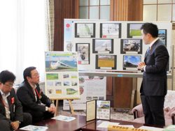 「北陸線・湖西線直流化10周年」の発表会に出席