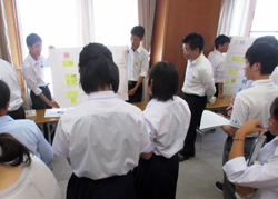 「知事と語ろう!中学生サミット」に出席